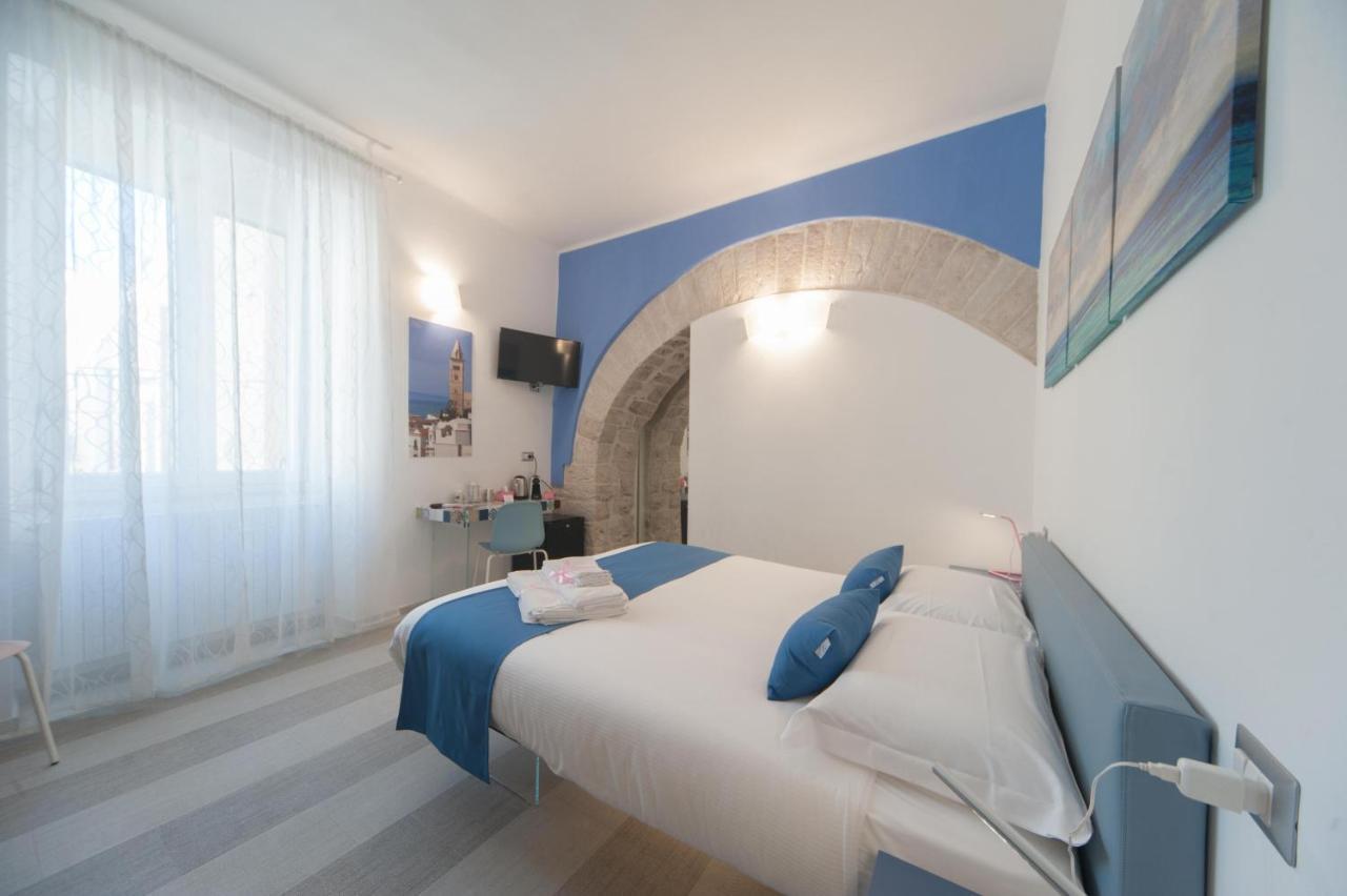 La Cattedrale Dai Tetti Bed & Breakfast Trani Exterior foto