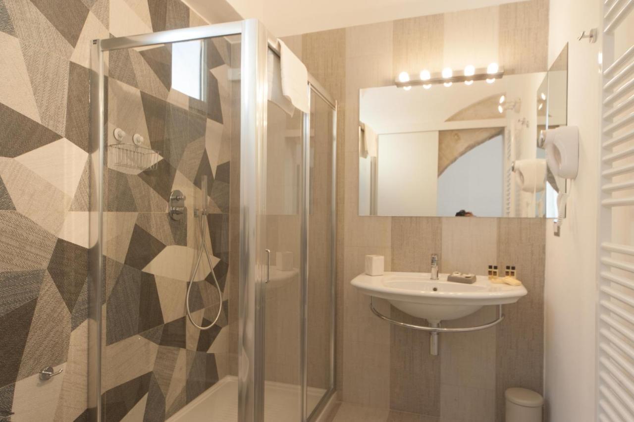 La Cattedrale Dai Tetti Bed & Breakfast Trani Exterior foto